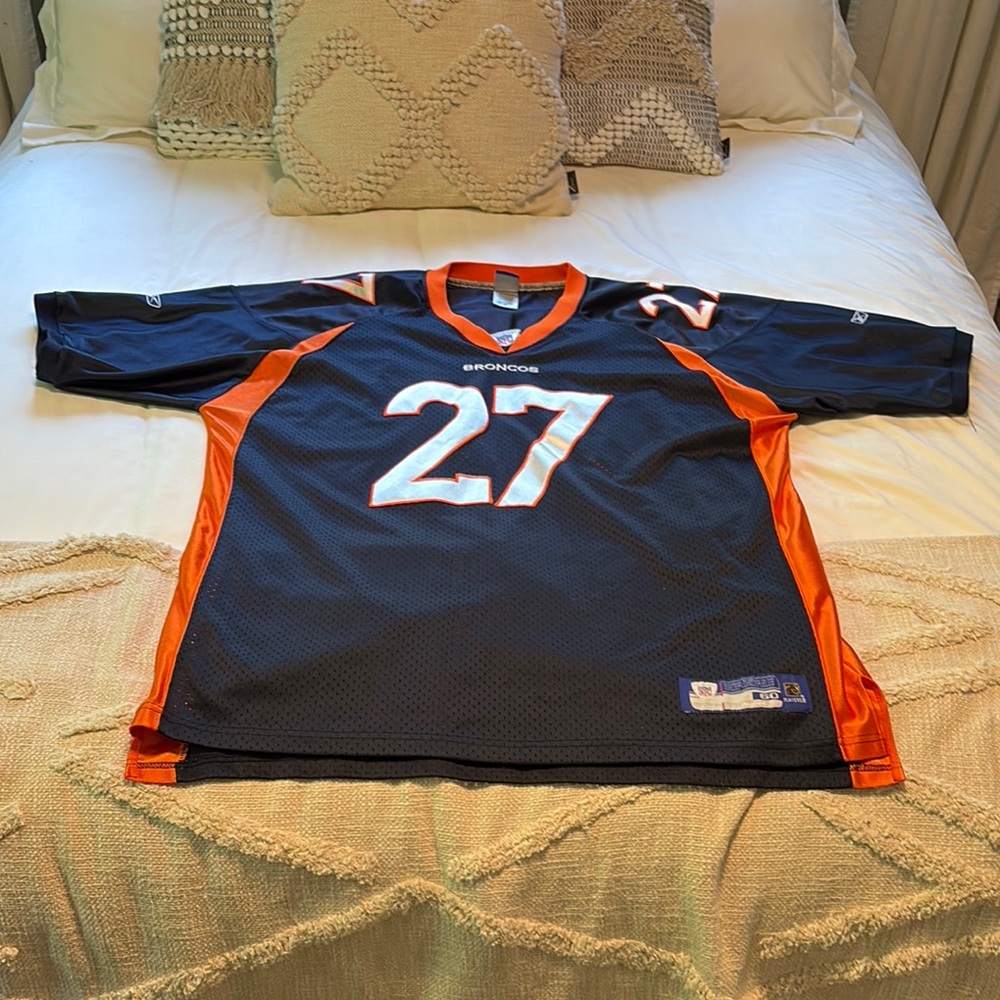 Darrent Williams stitched signature NFL Broncos Jersey